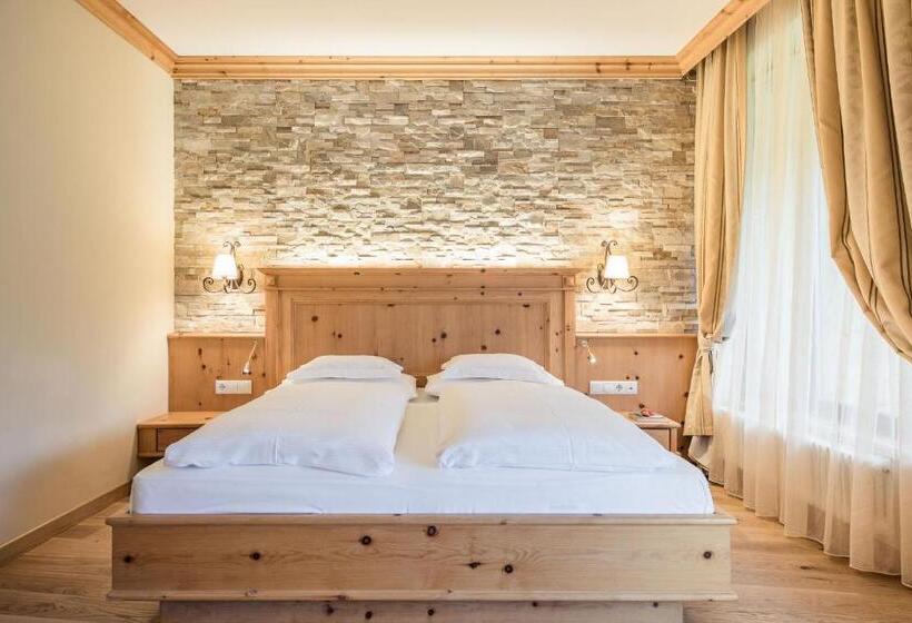 בית מלון כפרי Petrus