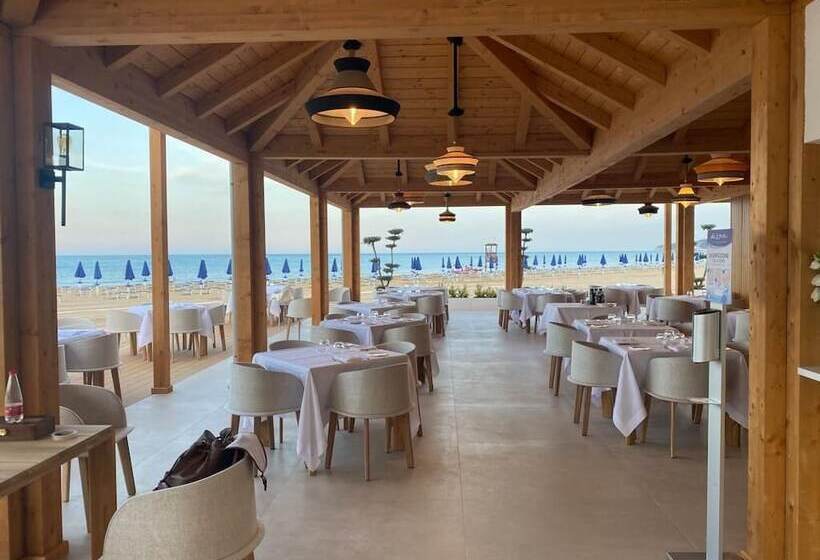 هتل Pizzomunno Vieste Palace