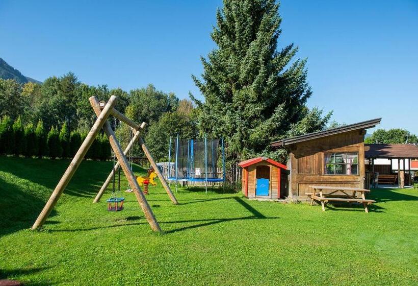 בית מלון כפרי Reischach