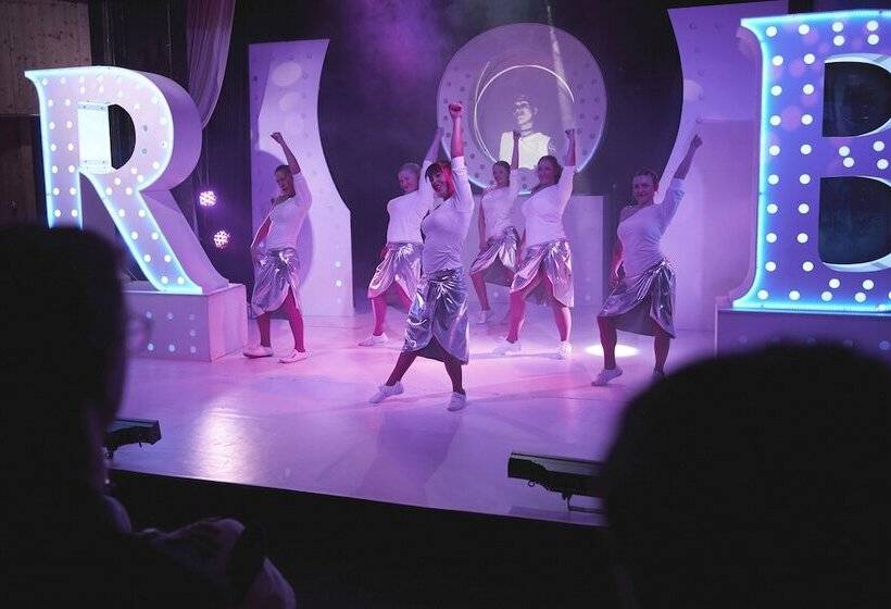 هتل Robinson Schlanitzen Alm   Hermagor