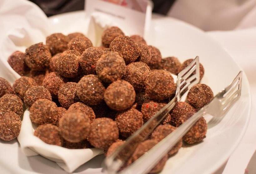 هتل Robinson Schlanitzen Alm   Hermagor