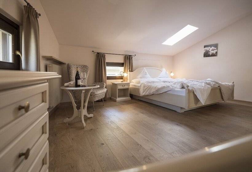 هتل Schloss Plars Wine & Suites