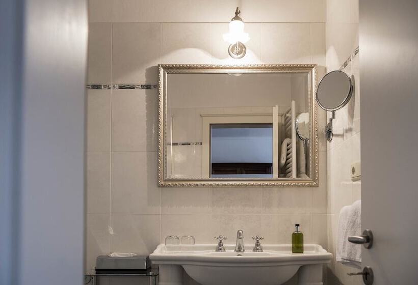 בית מלון כפרי Schloss Plars Wine & Suites