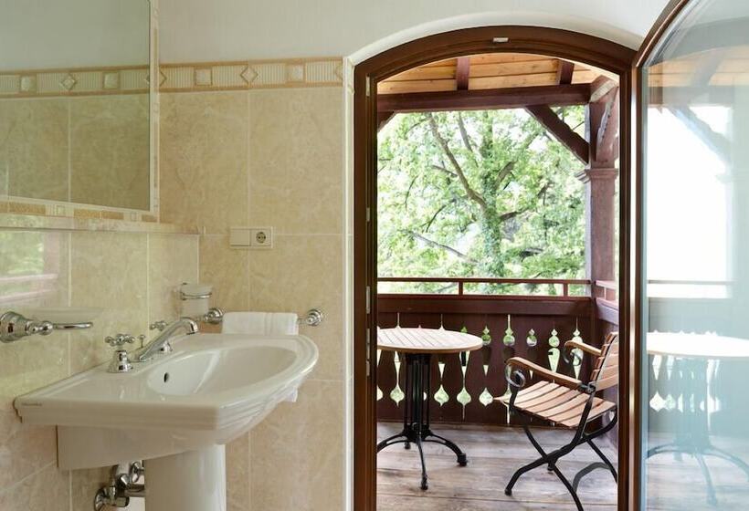 בית מלון כפרי Schloss Plars Wine & Suites