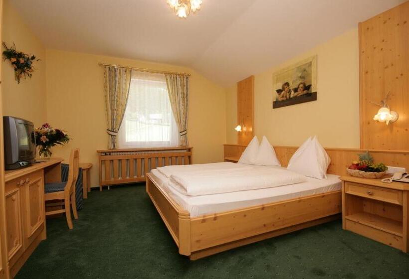 ホテル Schönis Land