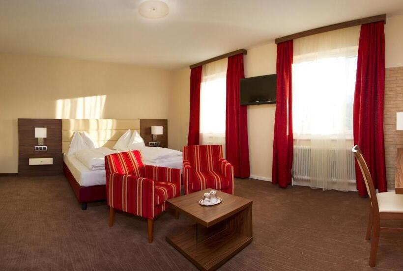 ホテル Schönis Land