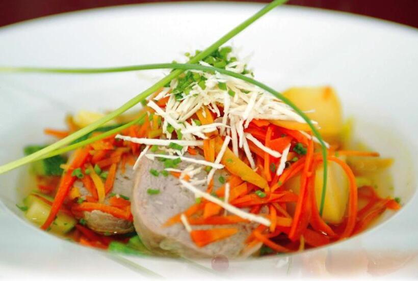 ホテル Schönis Land