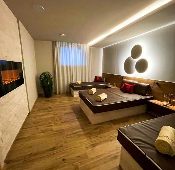 ホテル Schönis Land