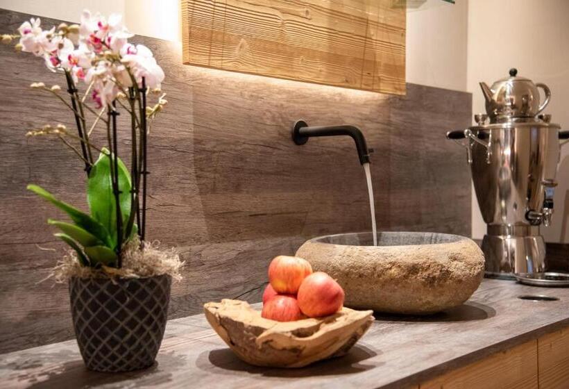 ホテル Schönis Land