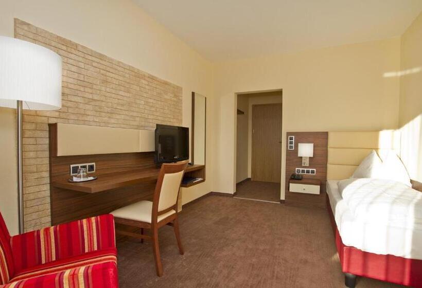 ホテル Schönis Land