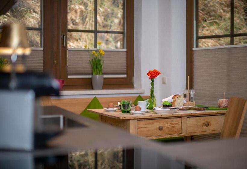 בית מלון כפרי Seehang Garni