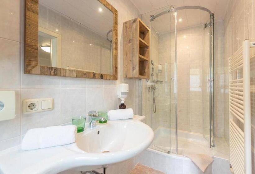 בית מלון כפרי Seehang Garni