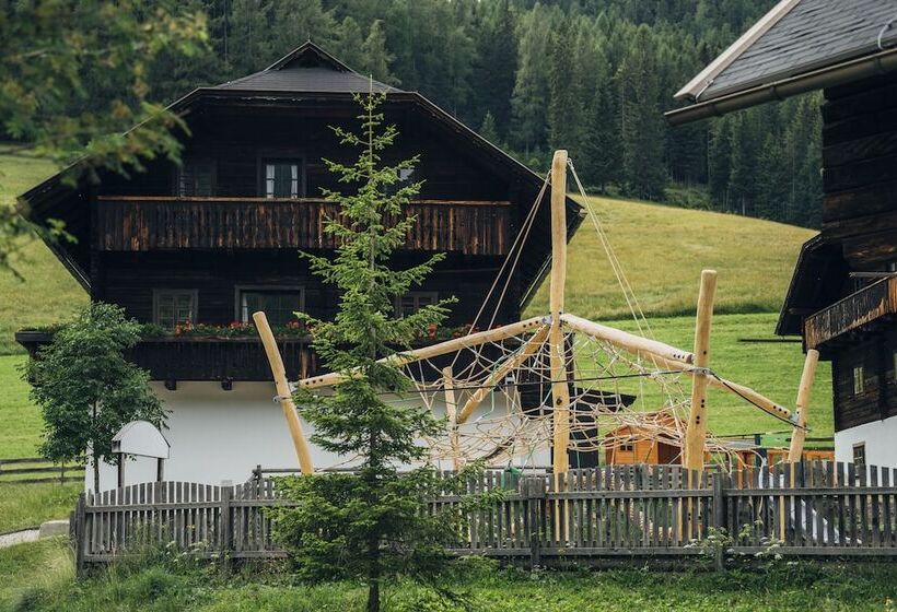 ホテル Slow Travel Resort Kirchleitn   Oberkirchleitn