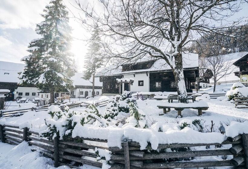 ホテル Slow Travel Resort Kirchleitn   Oberkirchleitn