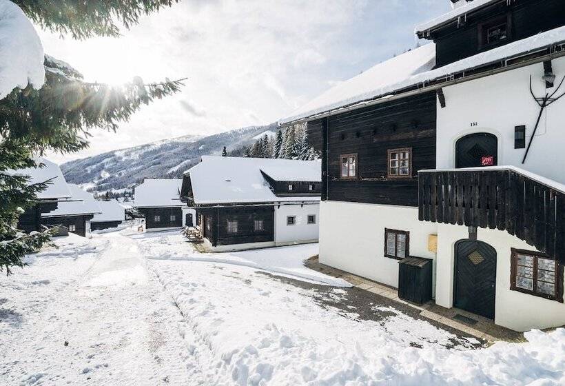 ホテル Slow Travel Resort Kirchleitn Oberkirchleitn