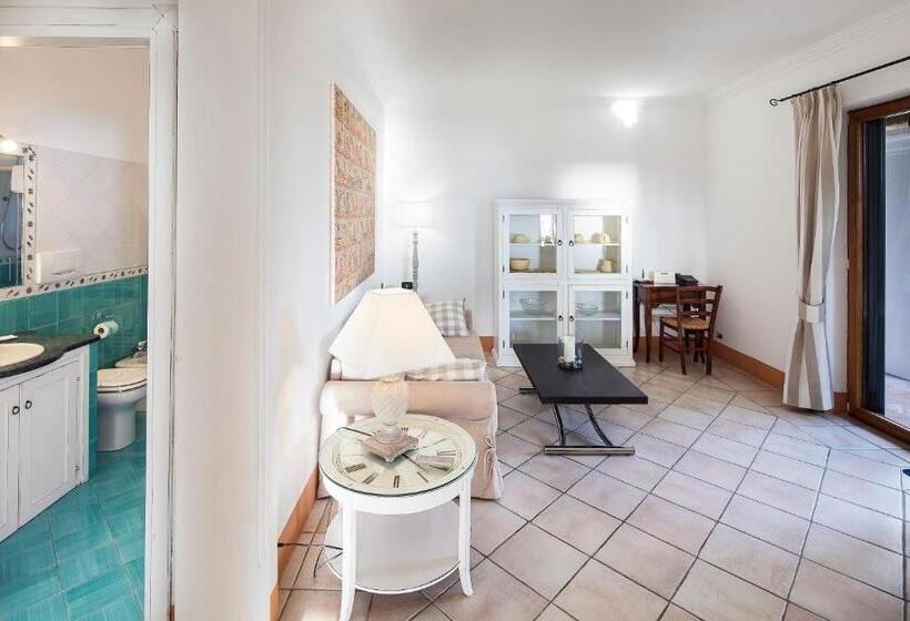 ホテル Tenuta Del Poggio Antico