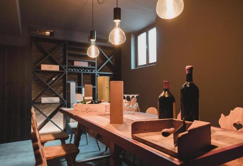 호텔 Tiefenbrunn Gardensuites & Breakfast