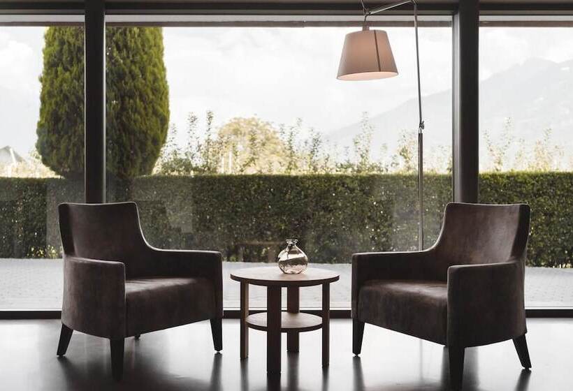 호텔 Tiefenbrunn Gardensuites & Breakfast