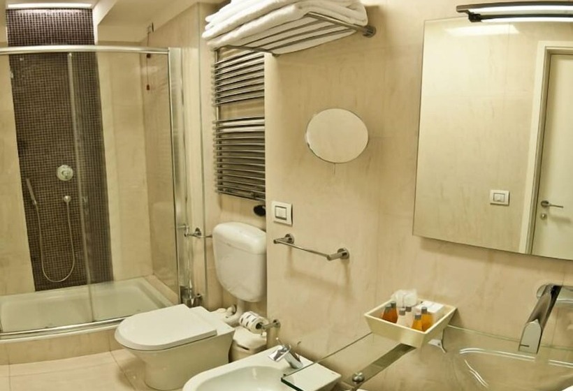 هتل Town House Cavour