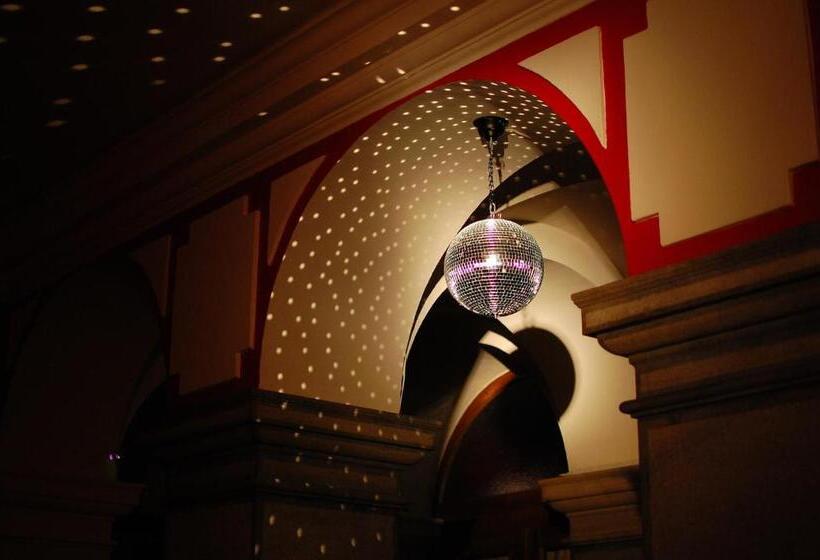 בית מלון כפרי Villa Parkschlössl