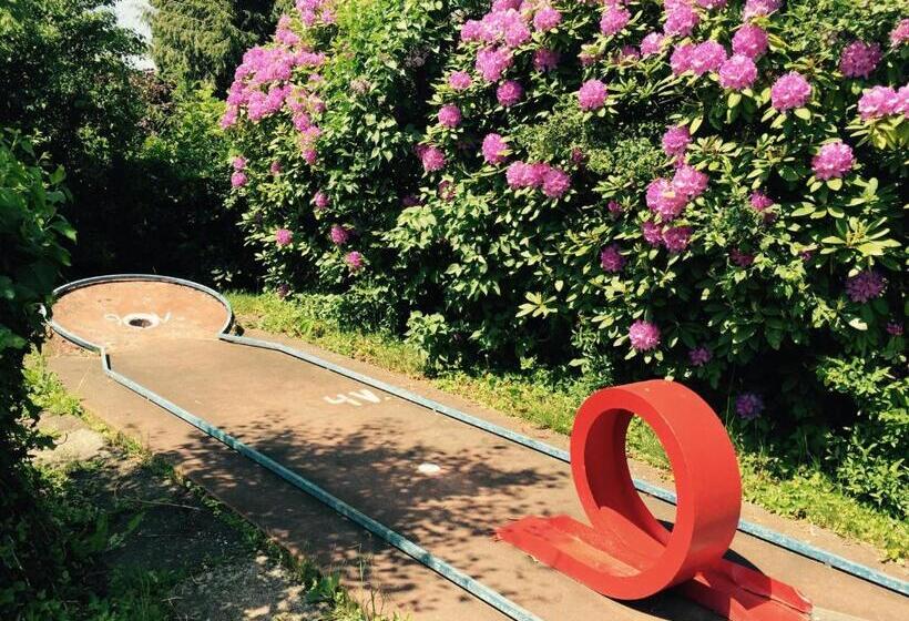 בית מלון כפרי Villa Parkschlössl