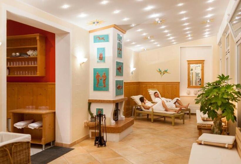 Parkhotel Tristachersee