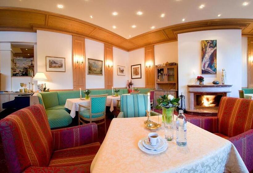 Parkhotel Tristachersee