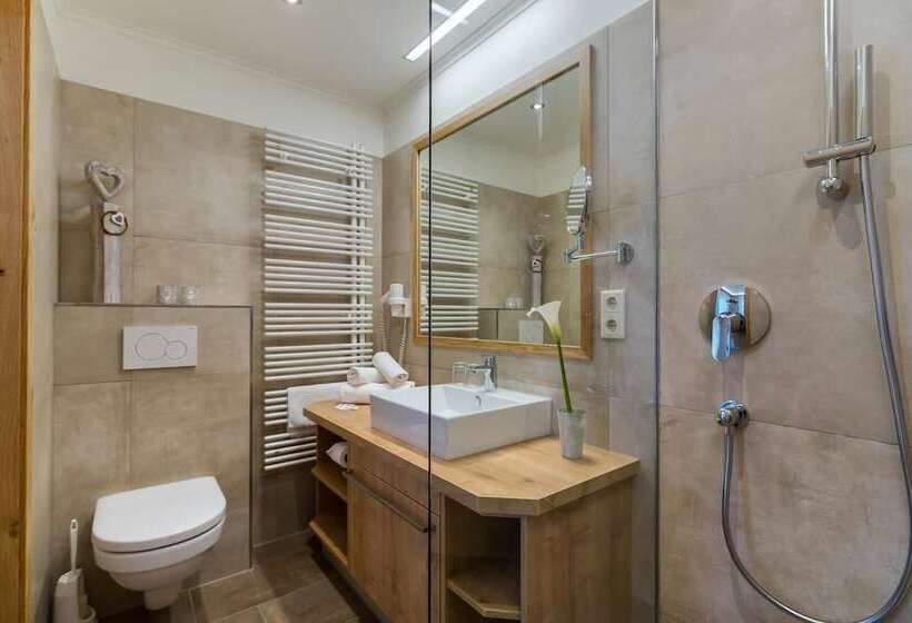 פנסיון Fischerwirt Natur Waldspa