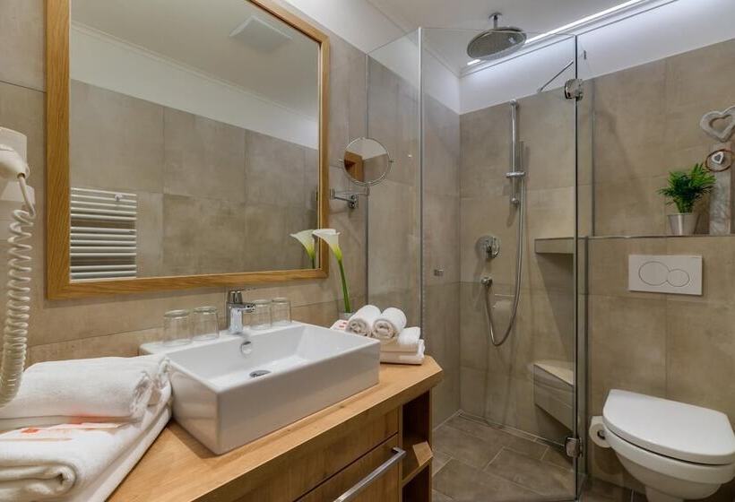 פנסיון Fischerwirt Natur Waldspa