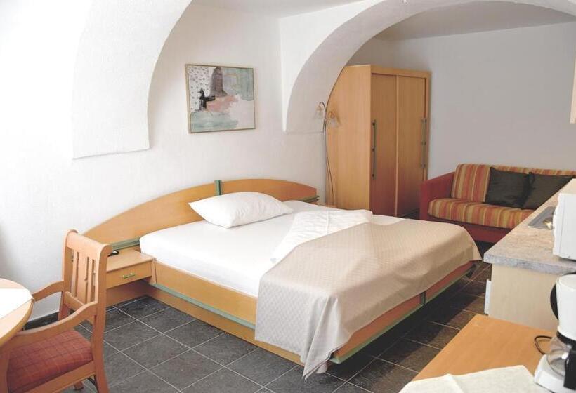 ペンション Gasthof Restaurant Murblick