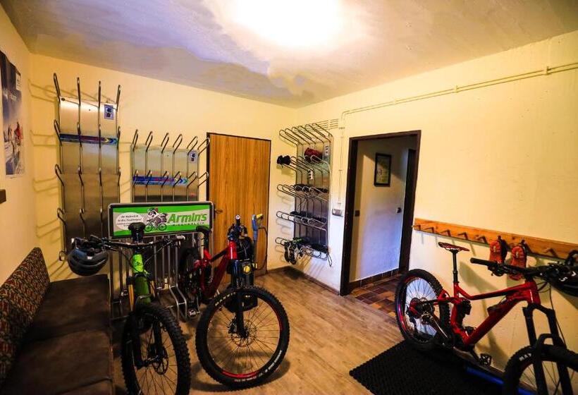 Pension & Appartements Ronacherhof