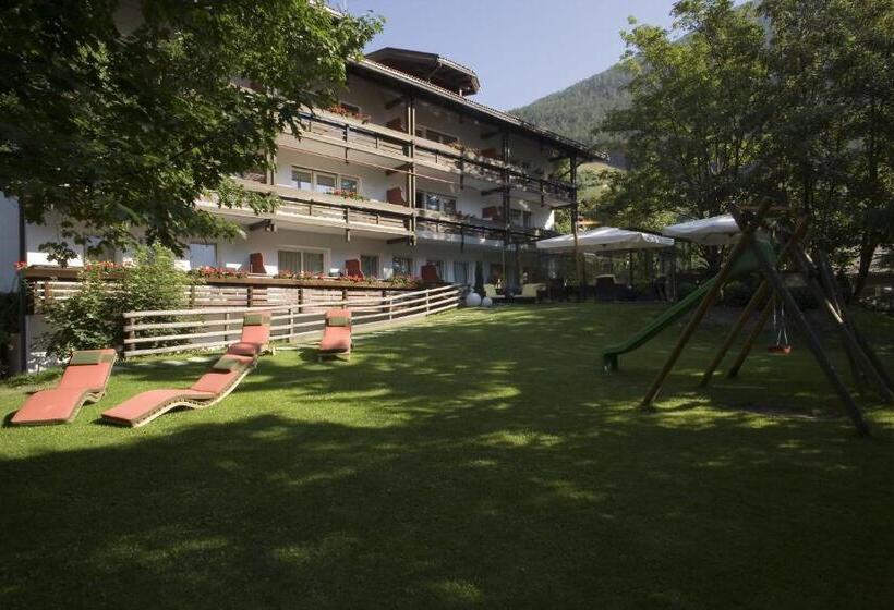 Residence Hotel Alpinum