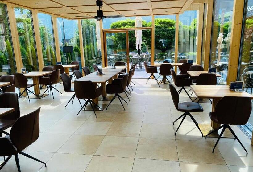 Residence Hotel Alpinum