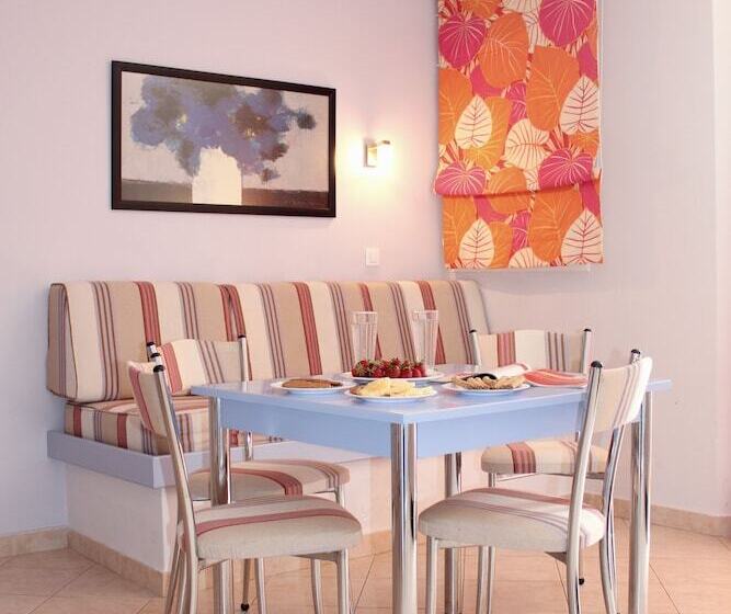 Amaryllis Hotel Apartments