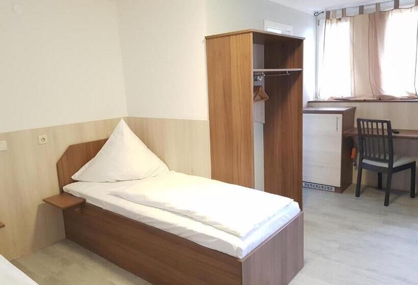 住宿加早餐  Pension Im Bett