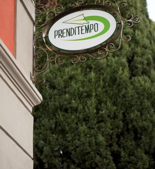 تختخواب و صبحانه Prenditempo