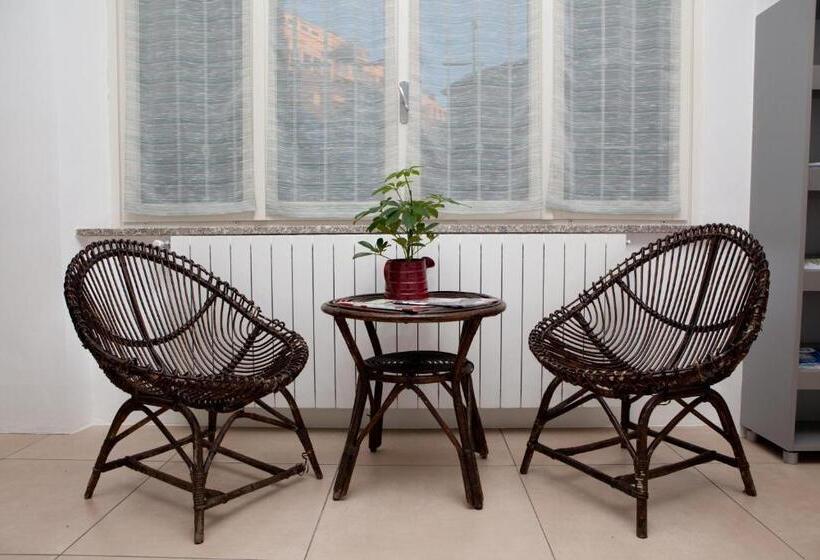 تختخواب و صبحانه Prenditempo