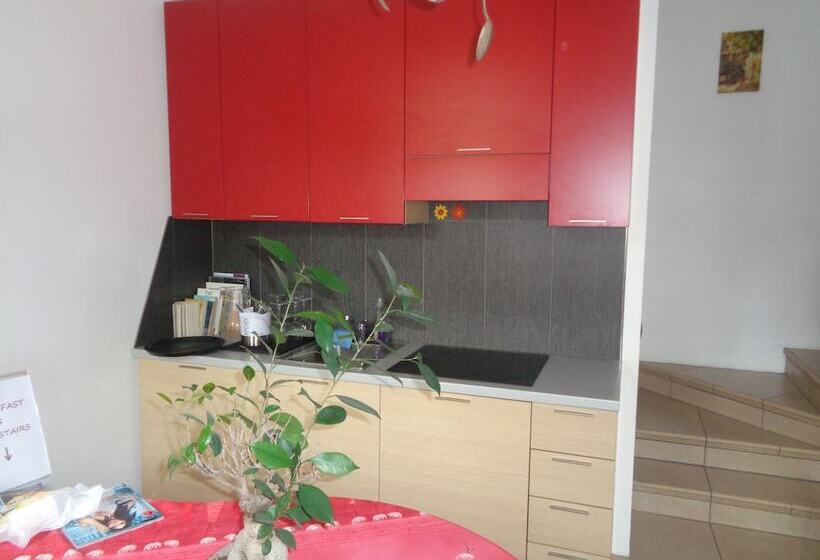 تختخواب و صبحانه Prenditempo