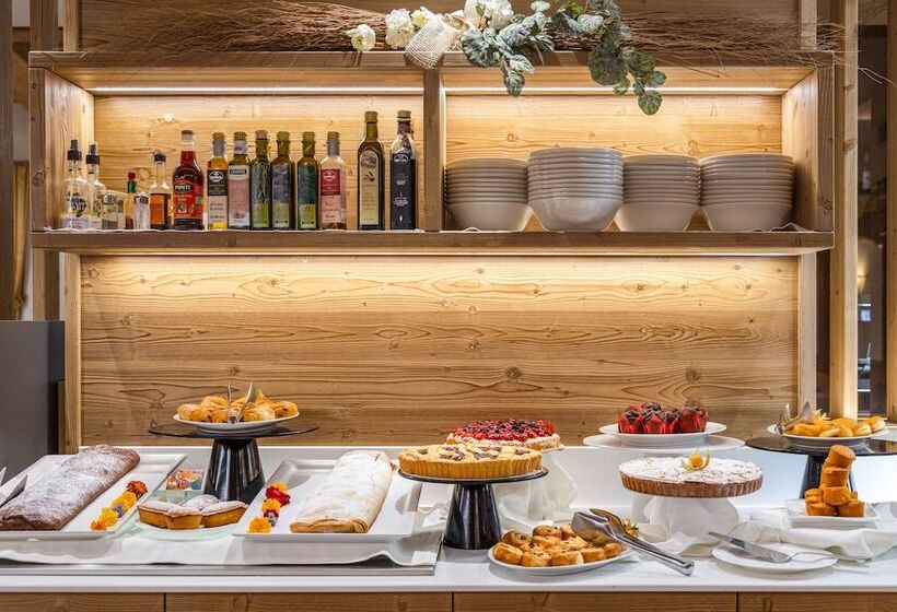 Family Hotel Adriana