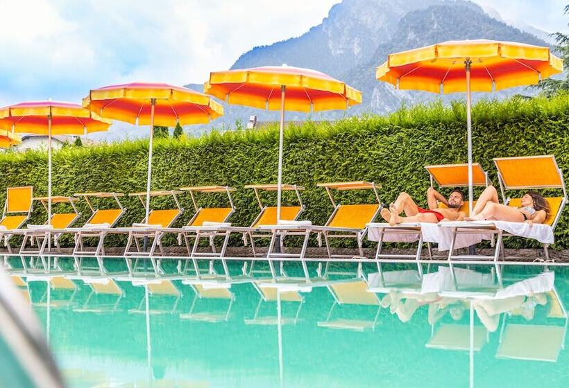 Family Hotel Adriana