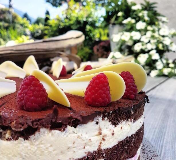 Gourmet   Boutique Hotel Tanzer