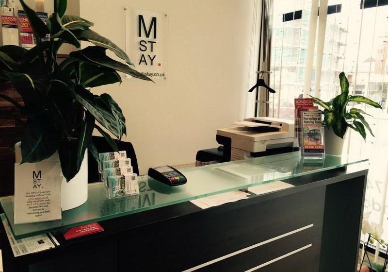 호텔 Nox West End Lane I