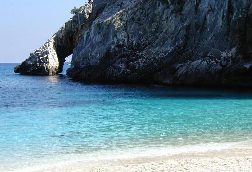 בית מלון כפרי Agugliastra