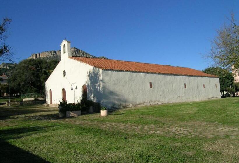 בית מלון כפרי Agugliastra