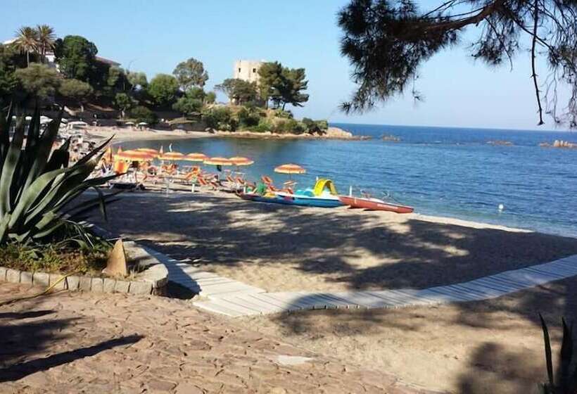 בית מלון כפרי Agugliastra