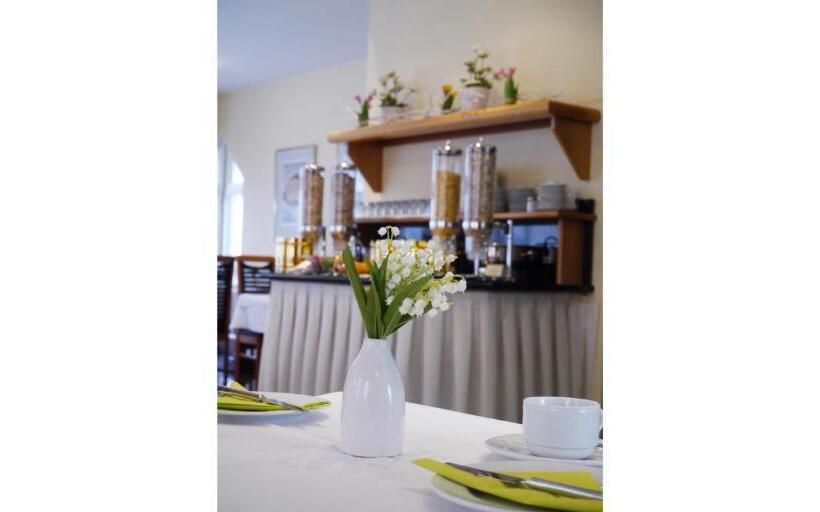 Отель Am Stadtgarten