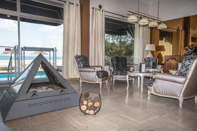 هتل Arc Hôtel Sur Mer