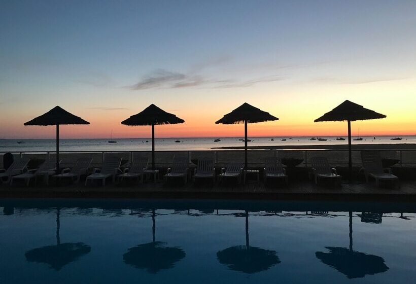 هتل Arc Hôtel Sur Mer