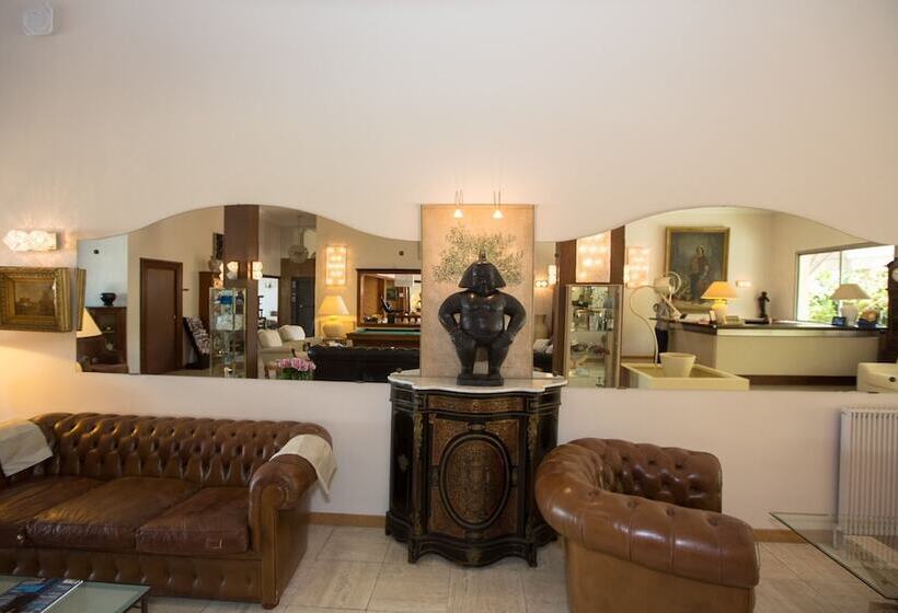 هتل Arc Hôtel Sur Mer