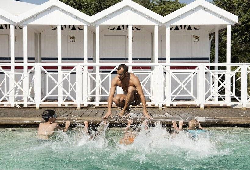 Augustus Hotel & Resort